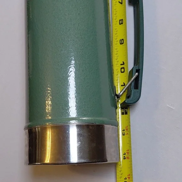 Classic Aladdin Stanley Thermos Vacuum Bottle 1.1 Quart - Picture 8 of 9